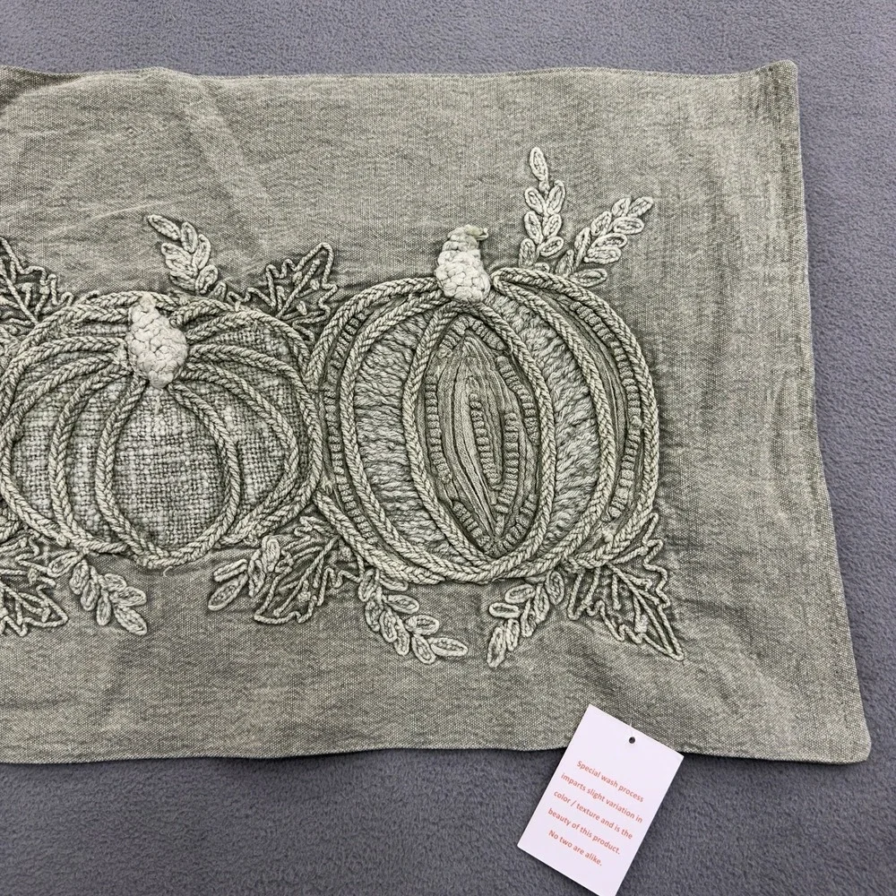 Rachel Ashwell The Farmhouse Embroidered Table Runner Pumpkins Green 14x44 New